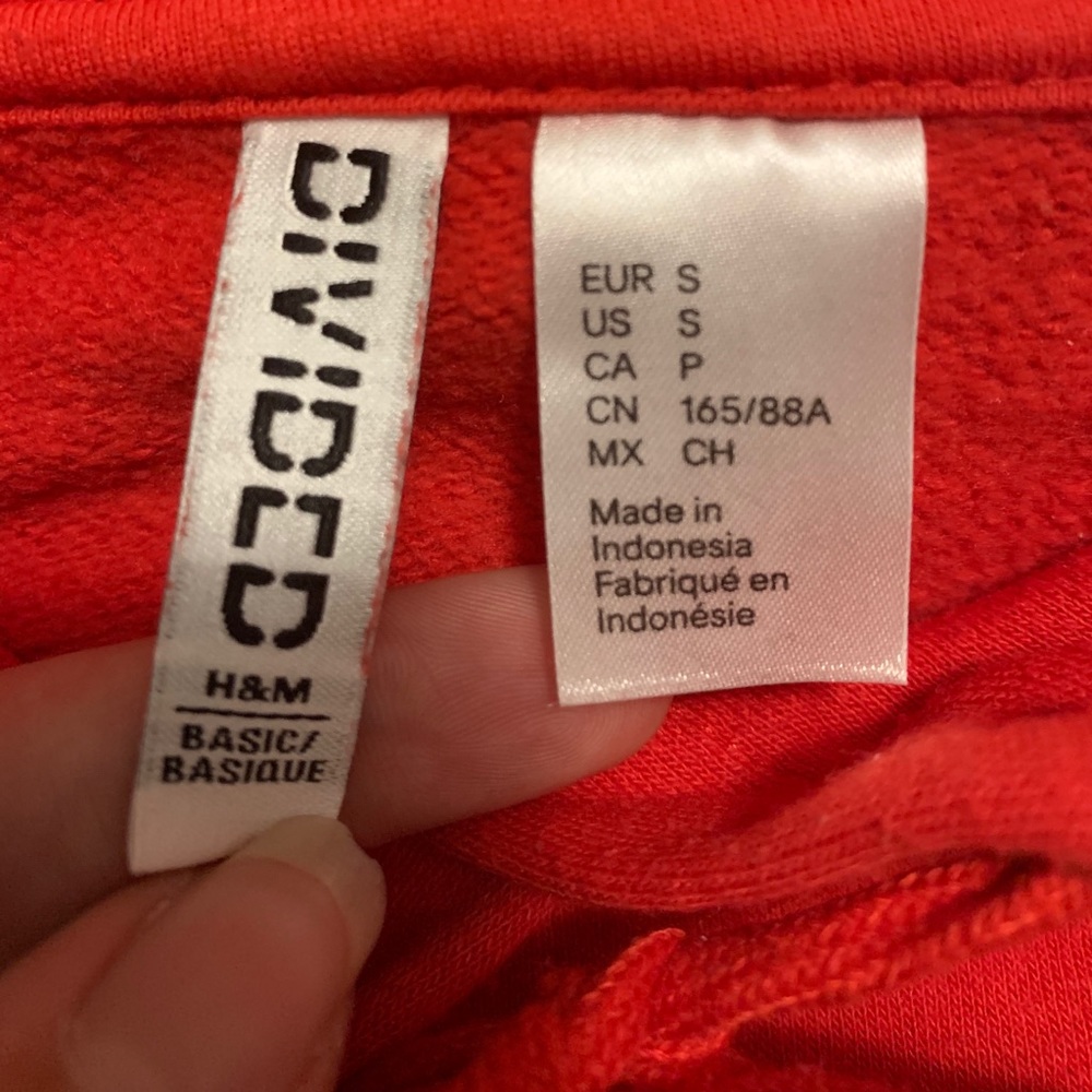 Red Cropped Hoodie - Picture 2 of 2